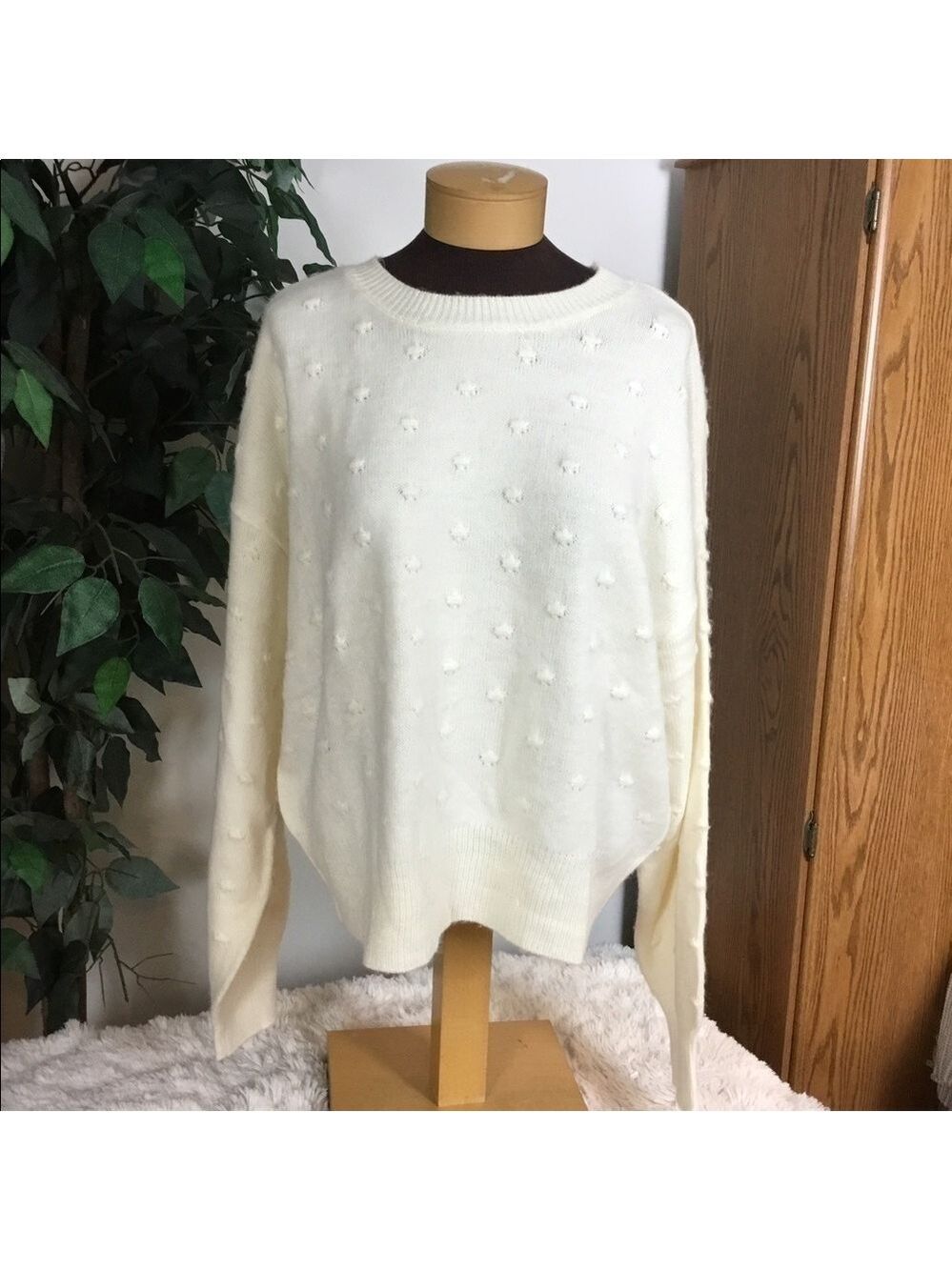 Vylette Bauble stitch ivory sweater jrs. XXL NWT